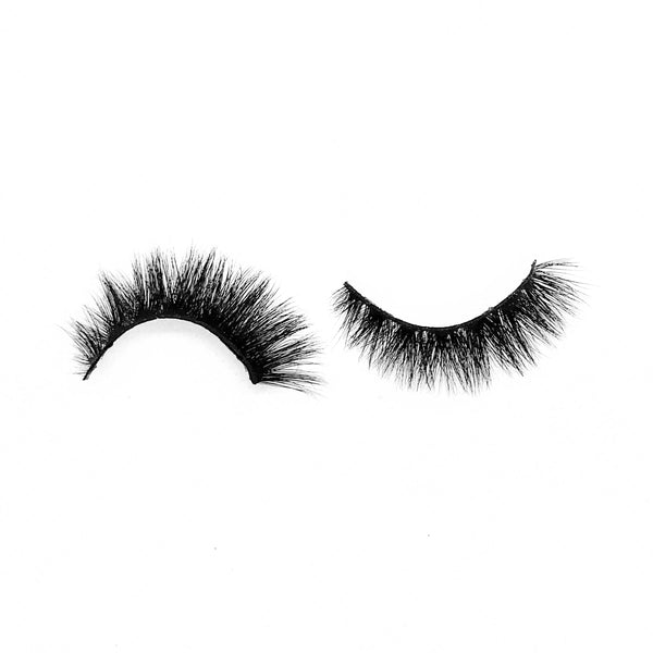 Amour-High Volume-"Amour" is the perfect short length and volume combo for full, fluffy, and flirty 5D mink lashes. Super lightweight, comfortable, and versatile for any occasion. With a slightly shorter inner corner to mimic your natural lashes, they add the perfect glam to your look without being too extra. Try our "Finesser" lashes for a longer look! Description Handmade, Cruelty-Free, Wear up to 30x Material: 100% Mink Band: Black Cotton Band Volume: High Style: Short, Flirty, Cat-eye, Drama