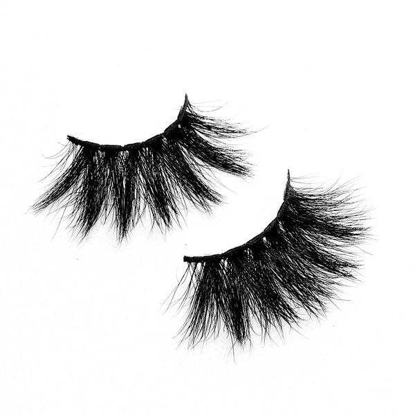 Koriyan-Mega Volume-A super soft and fluffy 5D Mink lash style. This 25mm lash “Koriyan” is amazing for a bold, dramatic look. These super cute, crisscross lashes will definitely make you stand out. The perfect style to add glam on your night out. Also available in our "Alpha Femme (3-Pack)." Description Handmade, Cruelty-Free, Wear up to 30x Material: 100% Mink Band: Black Cotton Band Volume: Mega Volume Style: Dramatic, X-Long, Wispy, Open-eye To Use: Measure and size your lashes by placing th
